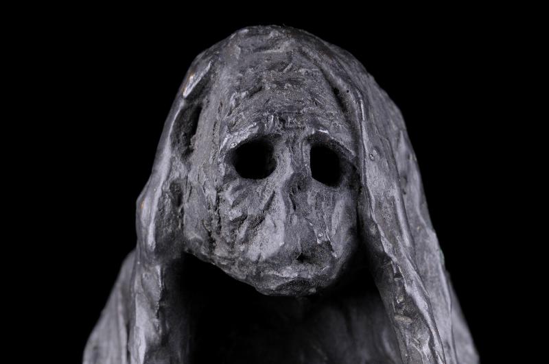 Statue de chevalier contemporain en métal, art moderne, sculpture audacieuse